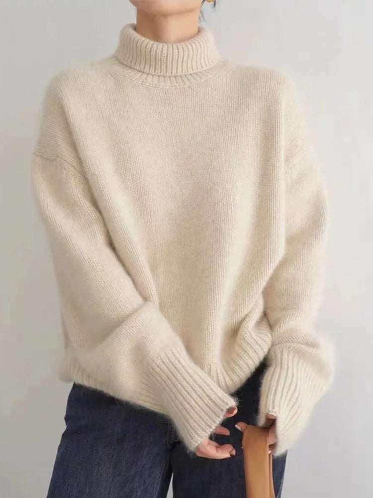 Isla | Women's Relaxed Turtleneck Cashmere Sweater