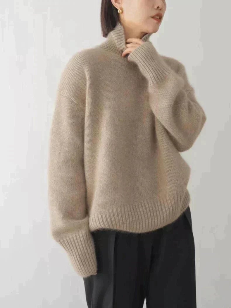 Isla | Women's Relaxed Turtleneck Cashmere Sweater