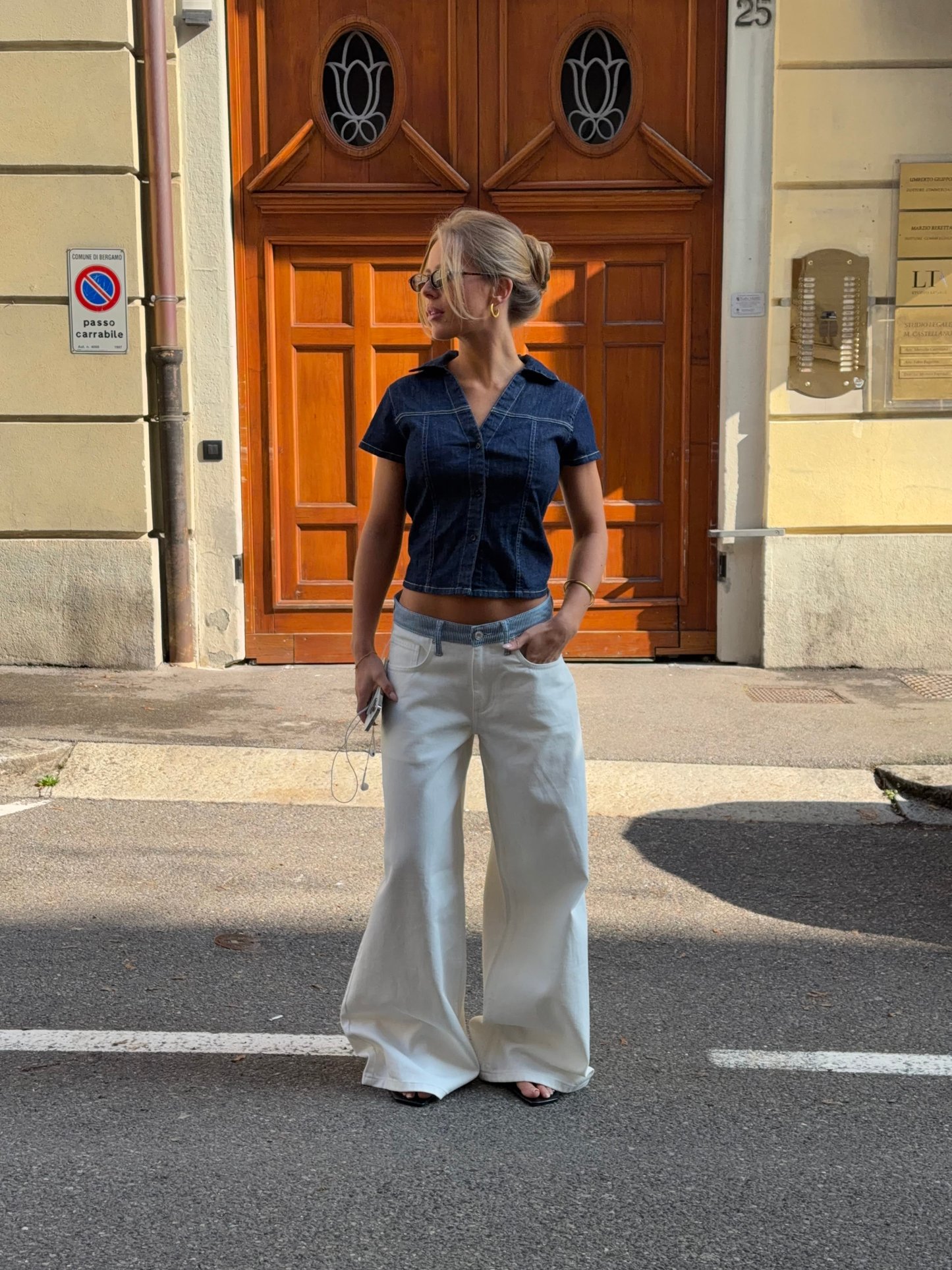 Jacqueline | Women's Low Rise Wide Leg Jeans