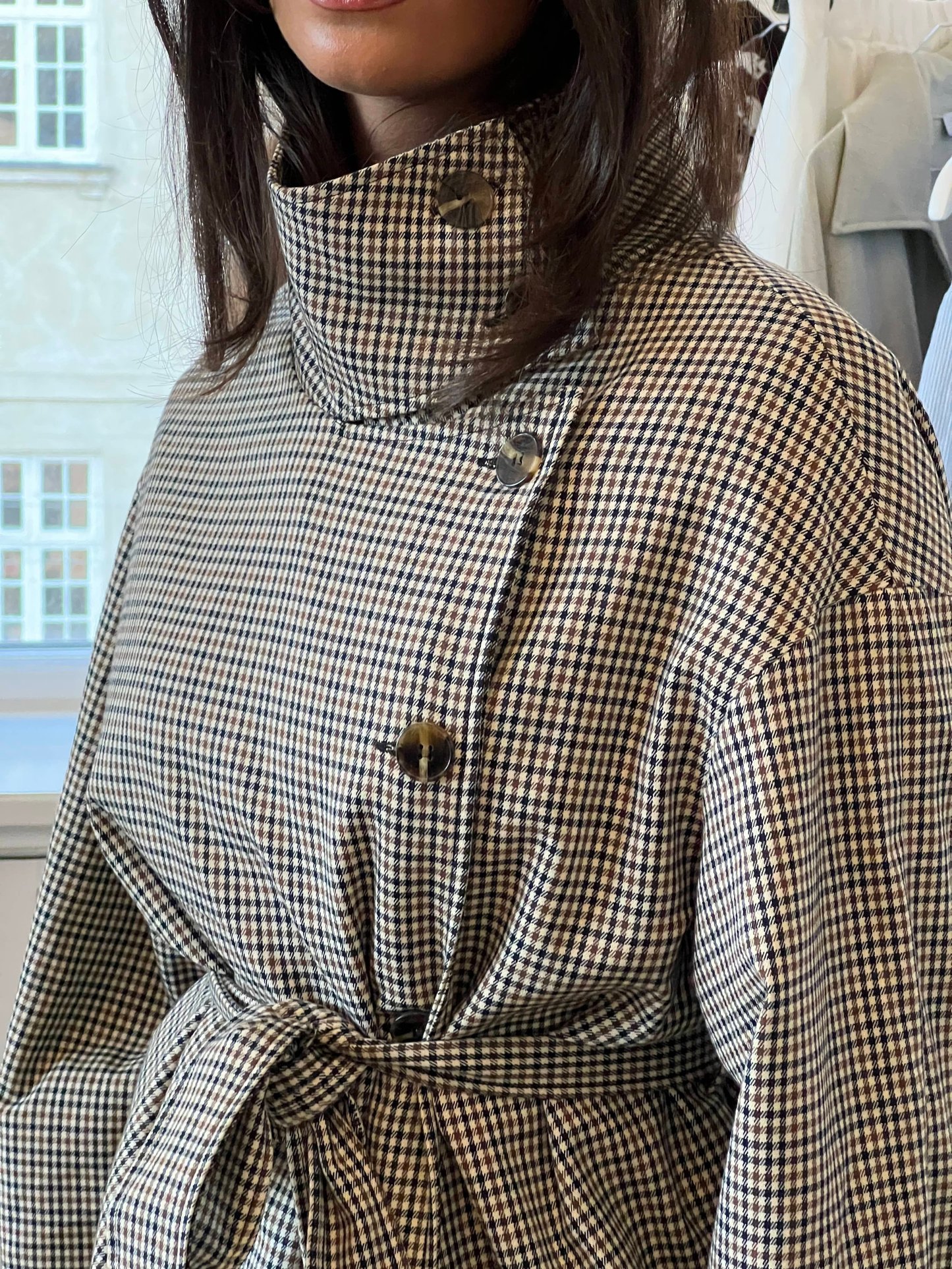 Daisy | Women's Cropped Trench Coat with Tie Waist