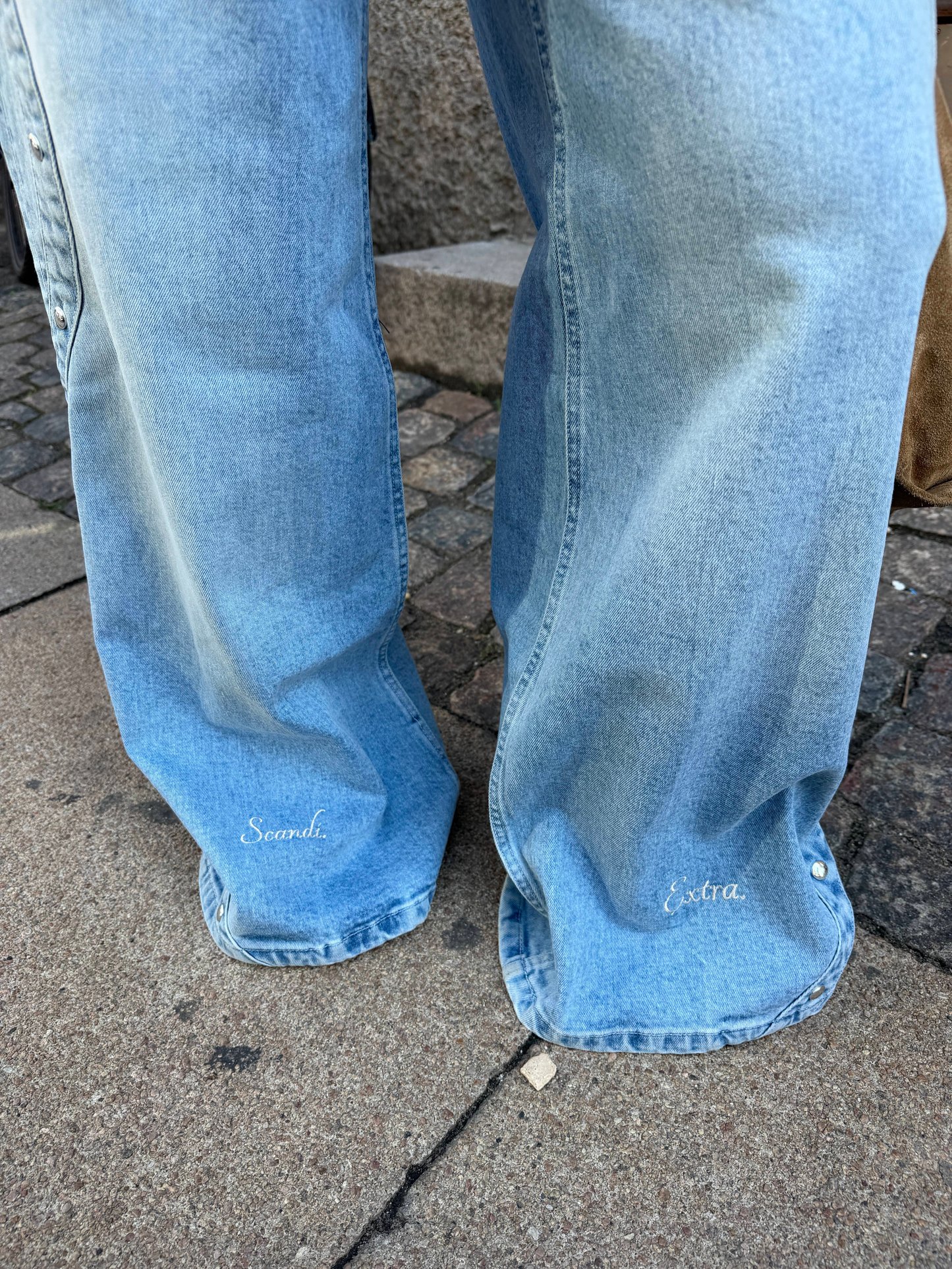 Ruby | Women's Baggy Jeans