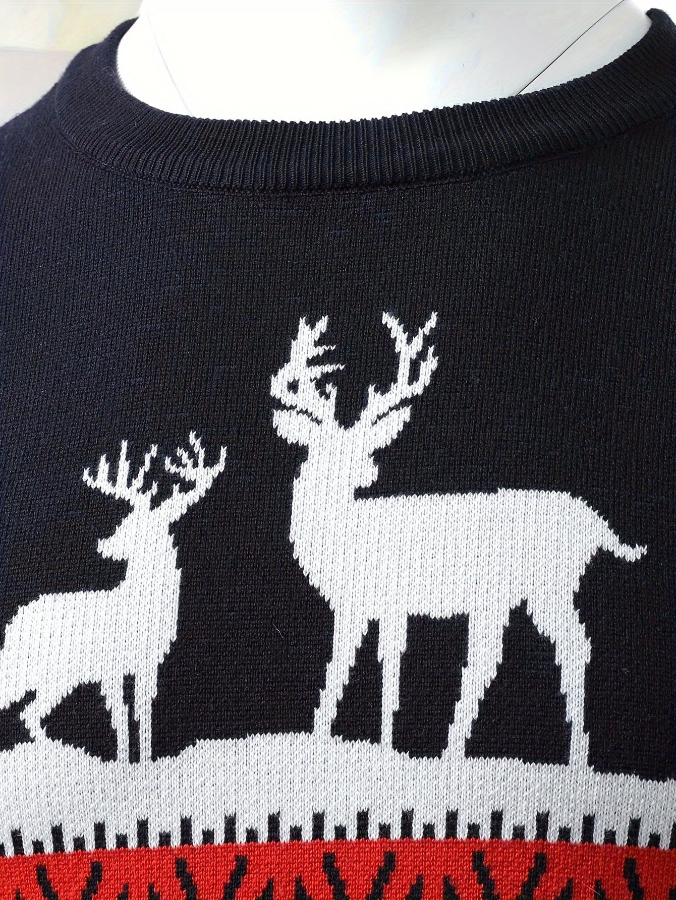 Oliver | Men's Cozy Festive Christmas Sweater