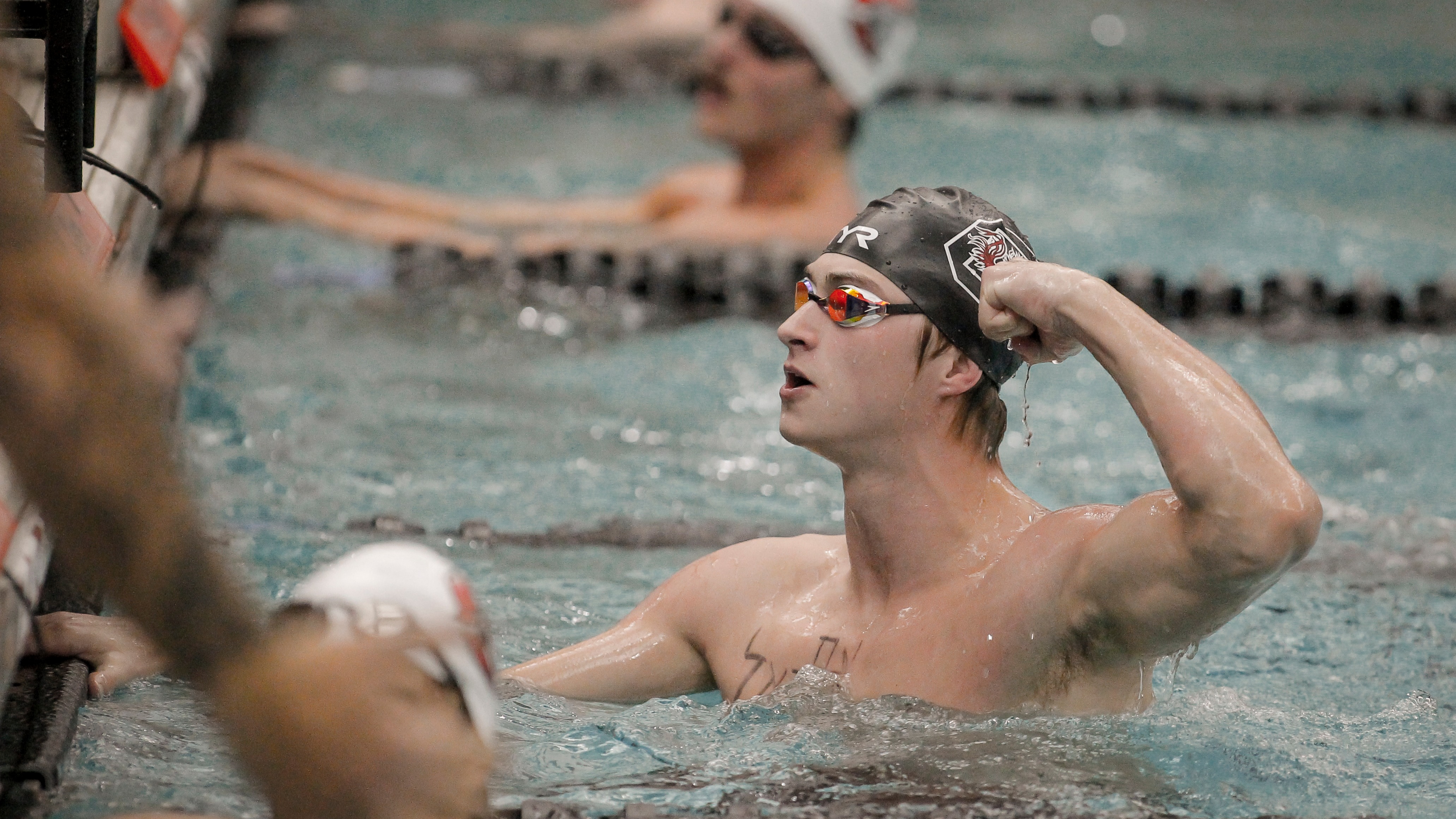 Making Waves: College Swim