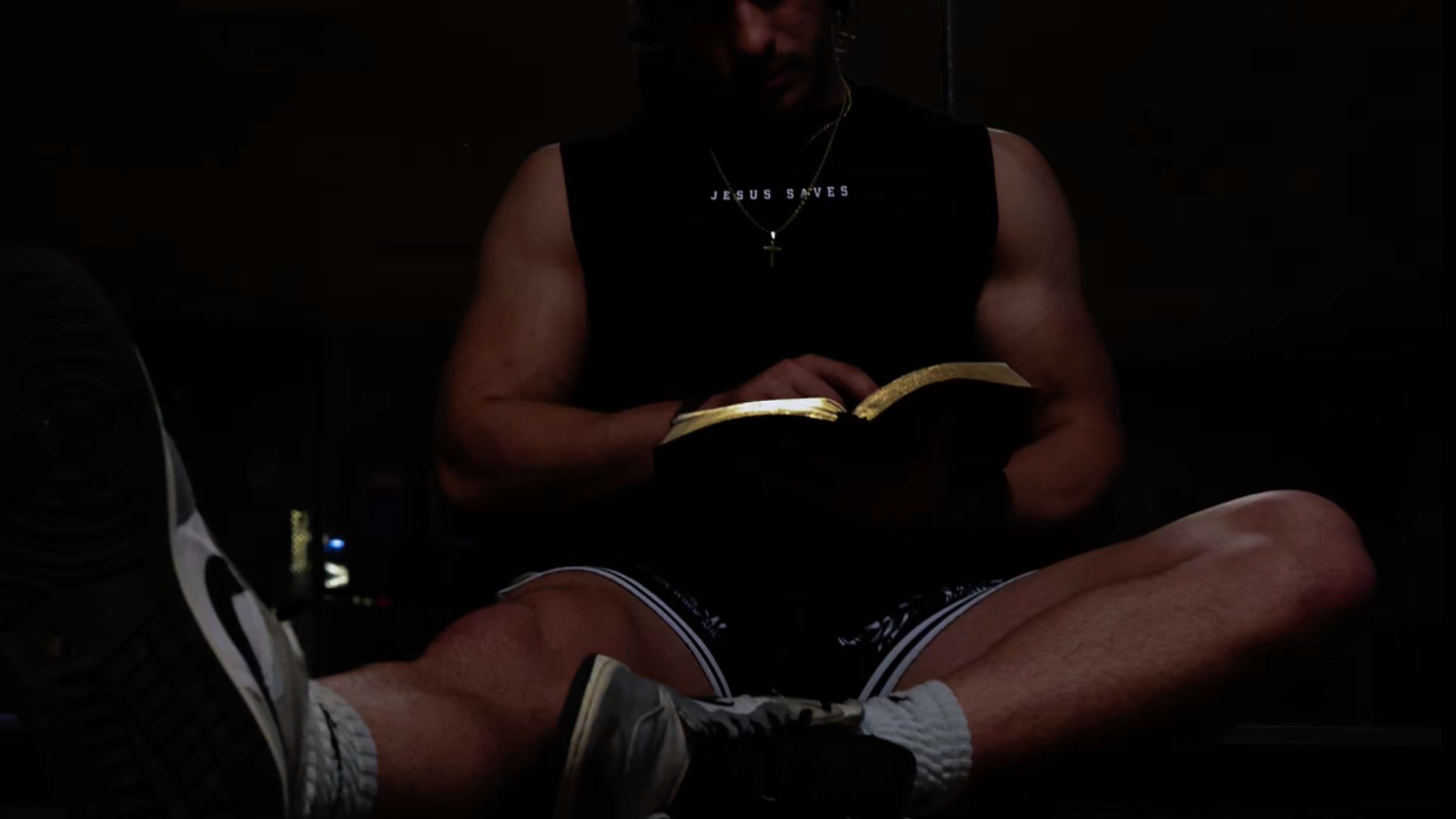 FOLLOW HIM™ — Christian Men 