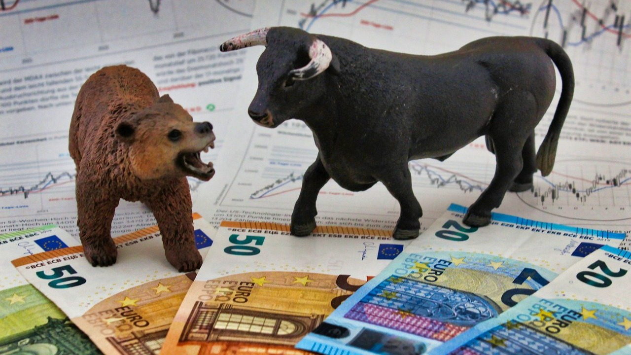 Multiple Money Moves Chat