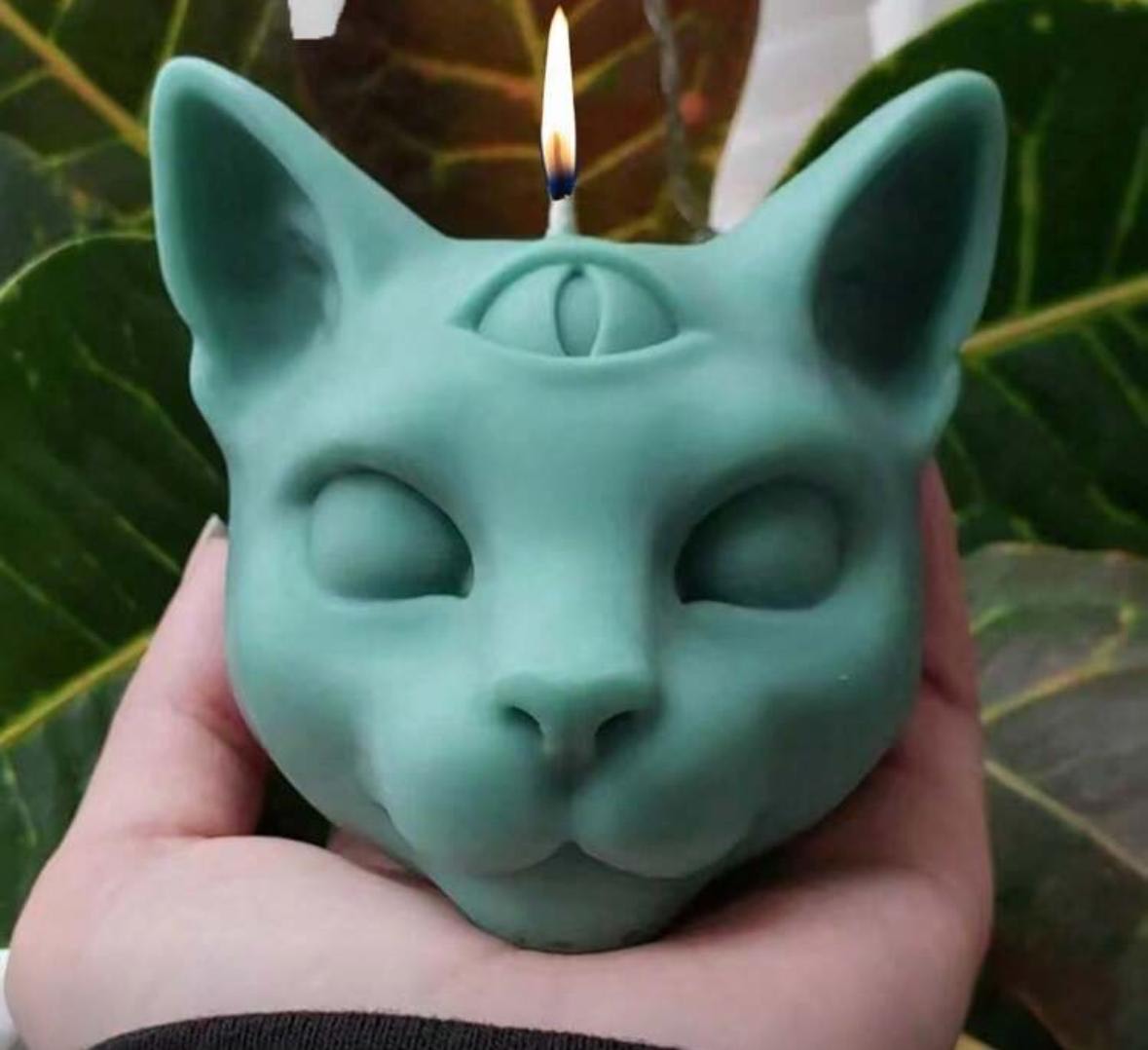 vela hecha a mano de gato