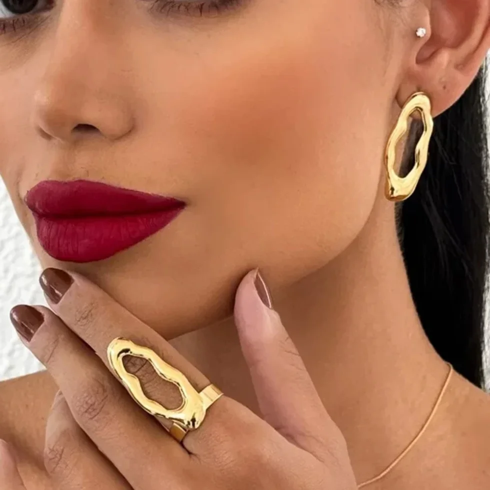 Minimalist Irregular Oval Stud