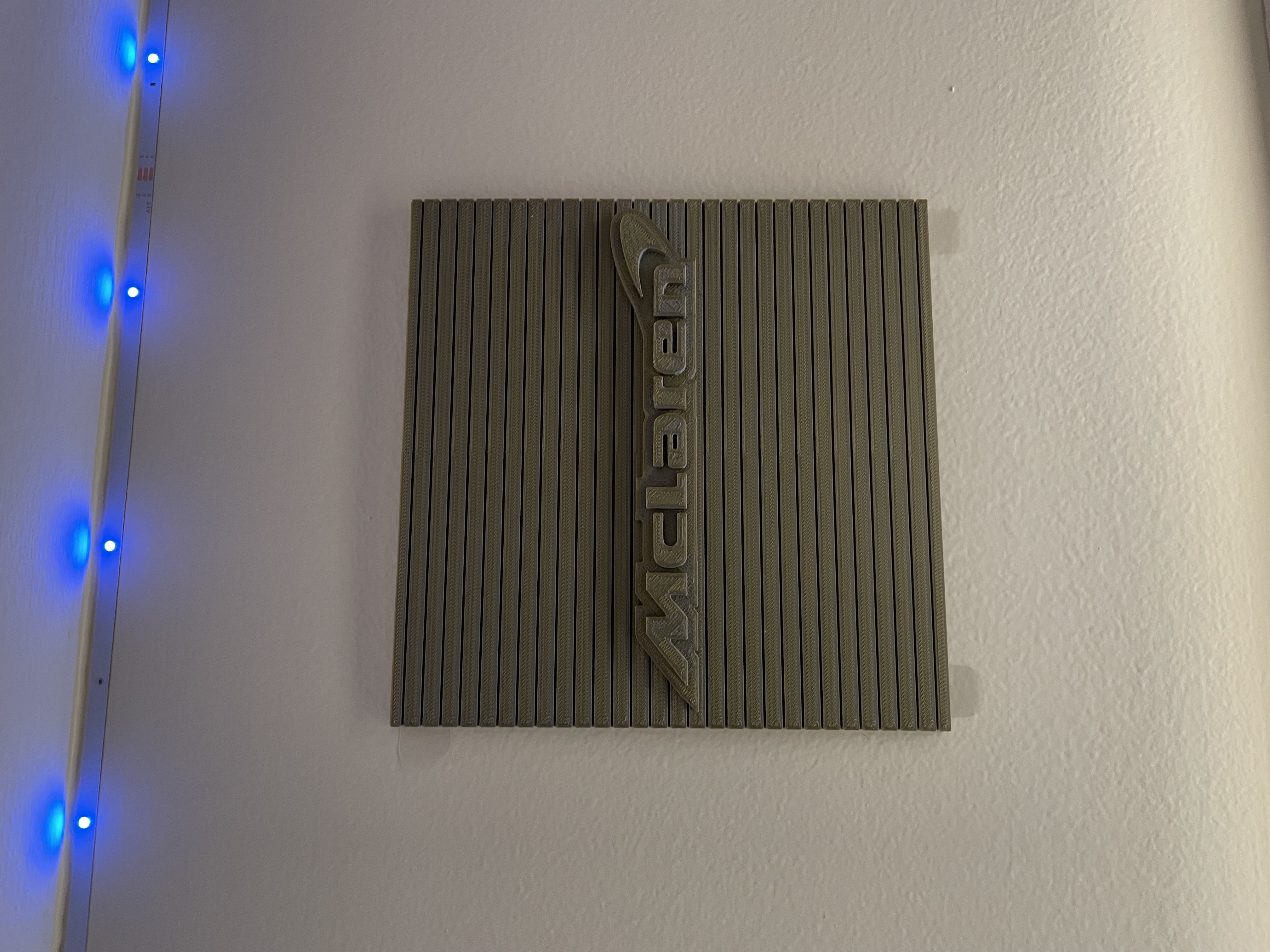 Mclaren sign