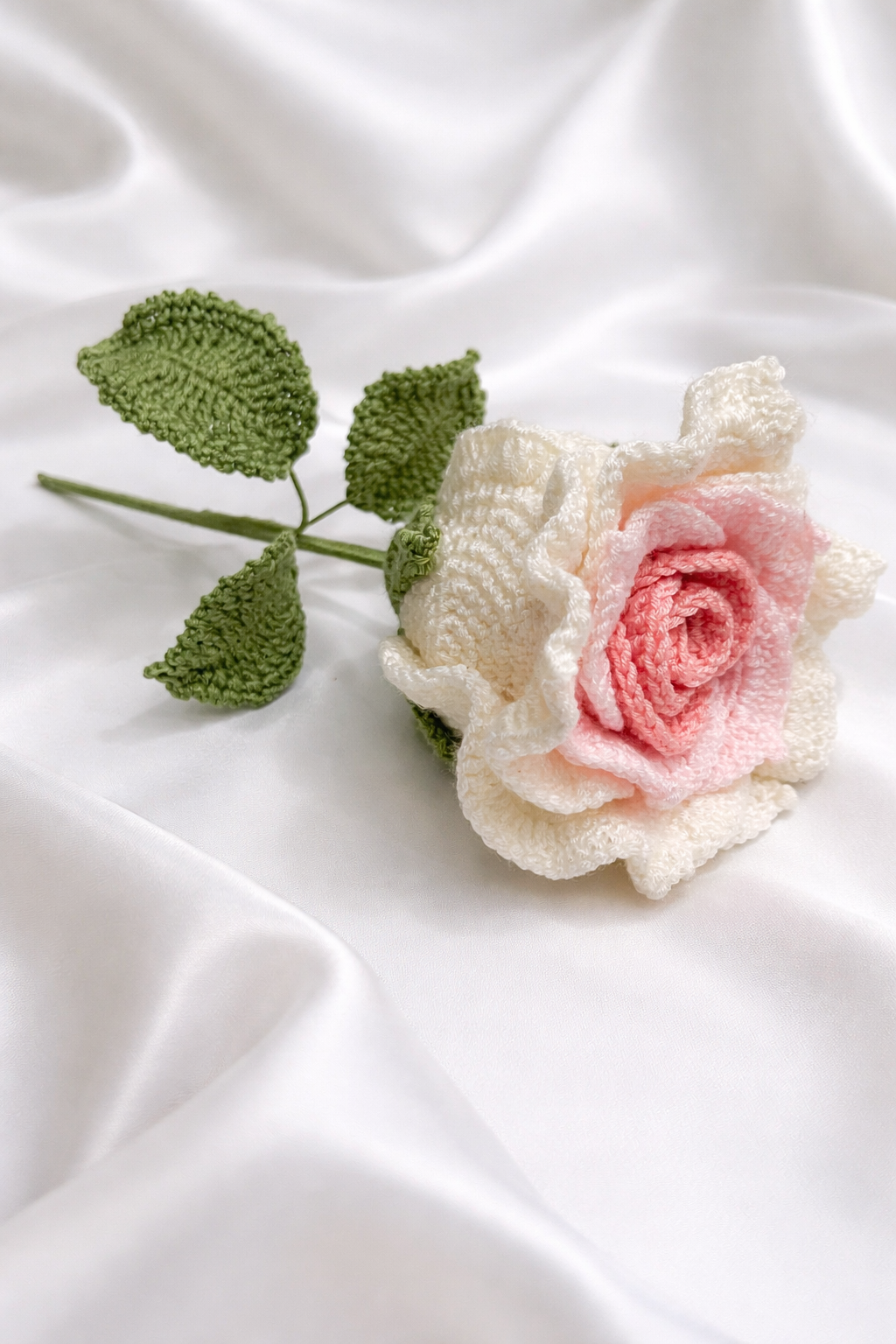 🌹 Large Rose — Pink & Cream