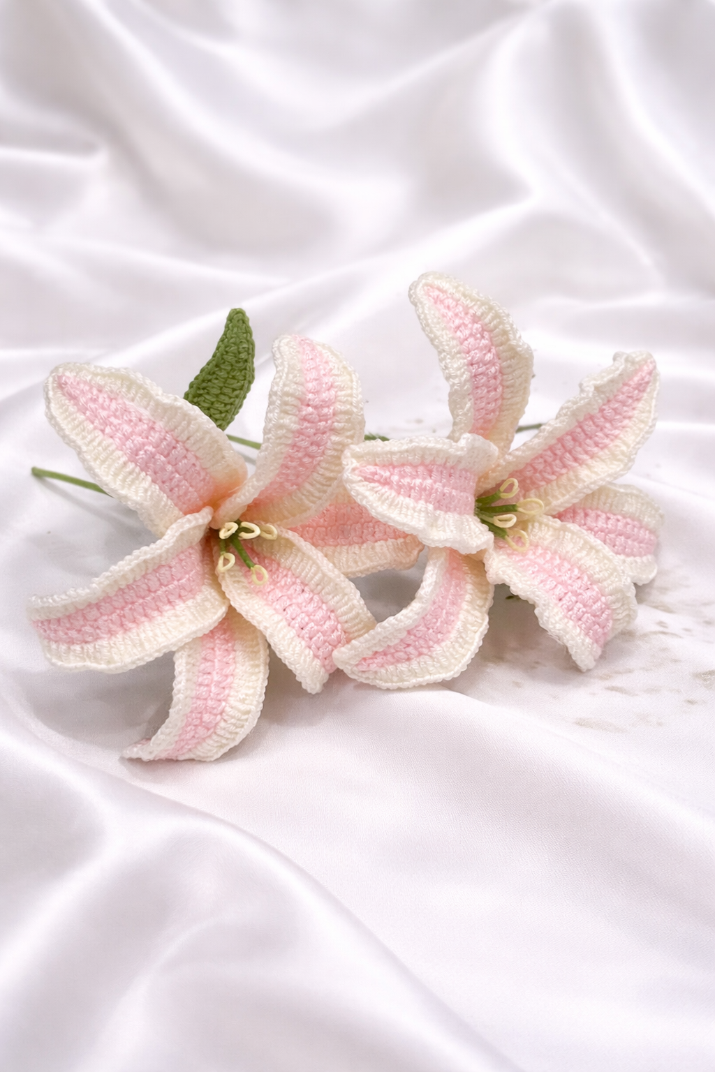 🌸 Lily — Pink Striped