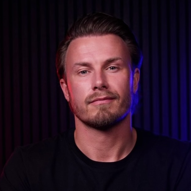 DAN