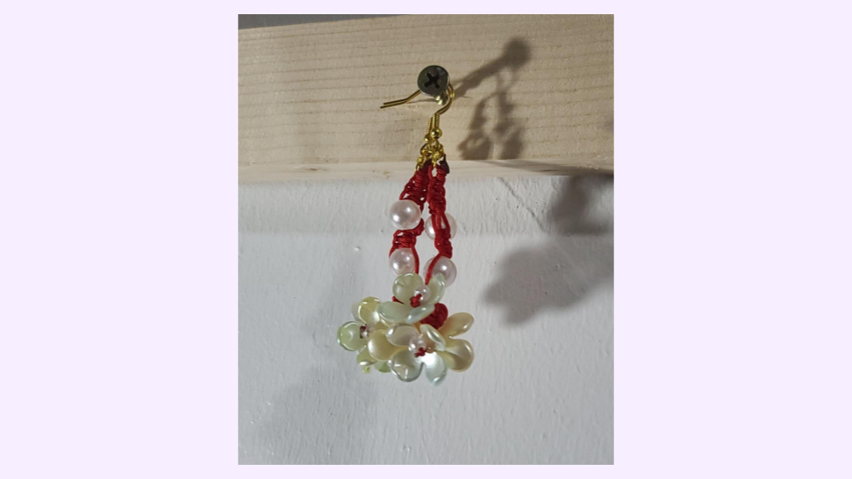  Crimson-bloom-pearl, hand-knotted cord, frosted petal with gold tone 