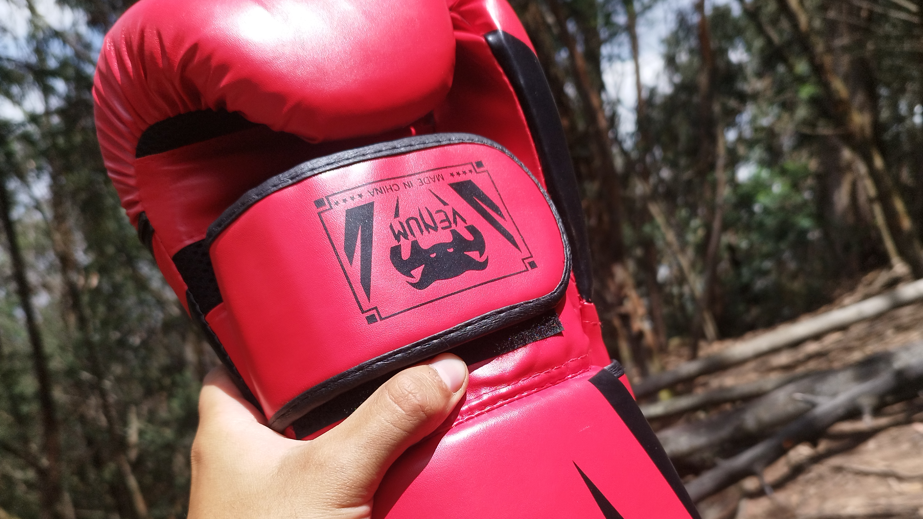 Guantes de Boxeo Rojos Venum