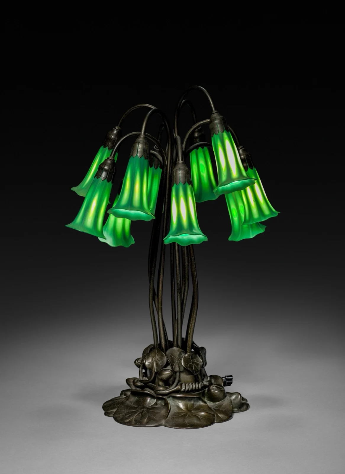 Pond Lily Table Lamp, Ten-Light