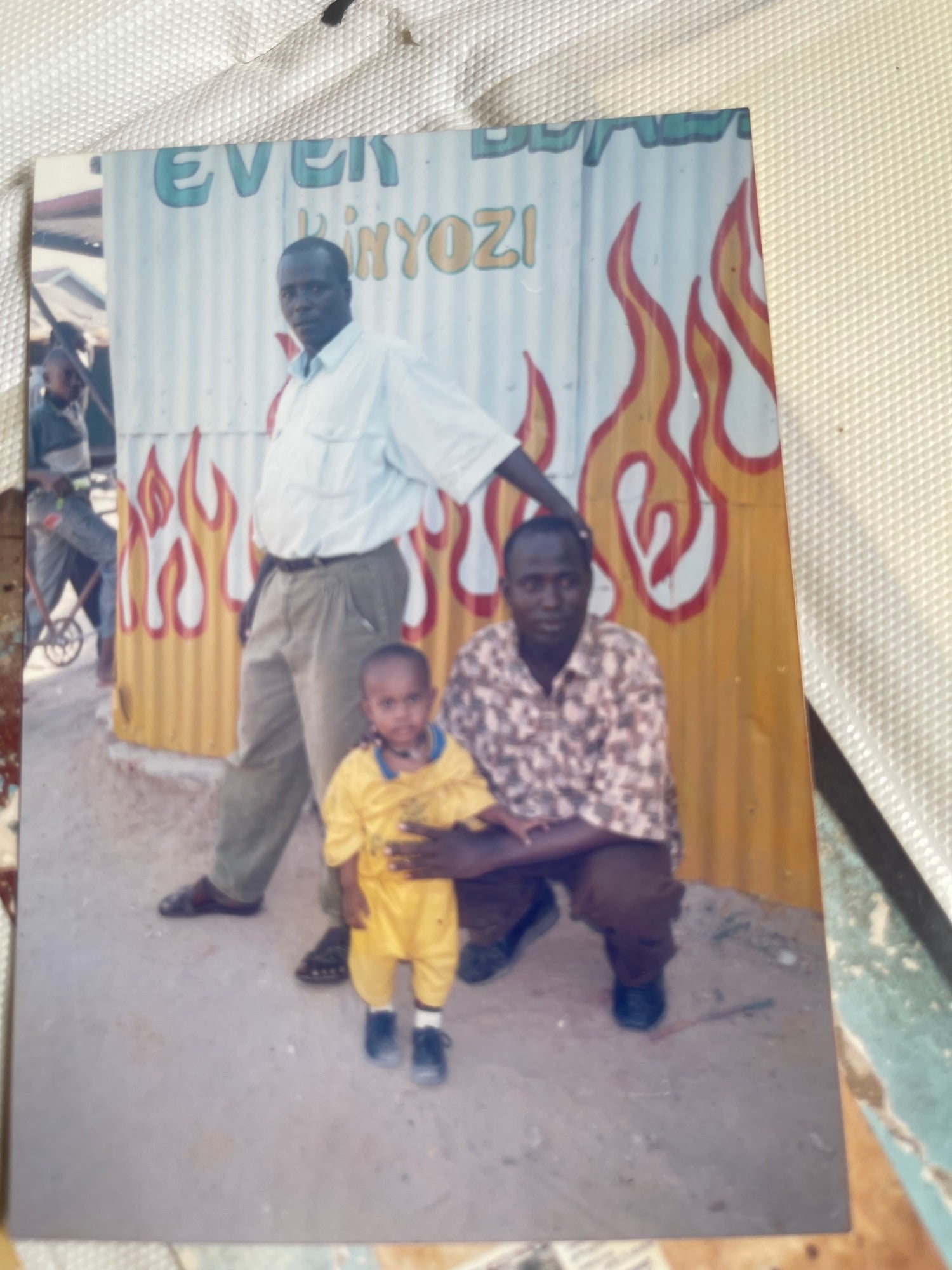 Small me at Everblazing Kinyozi, Hola