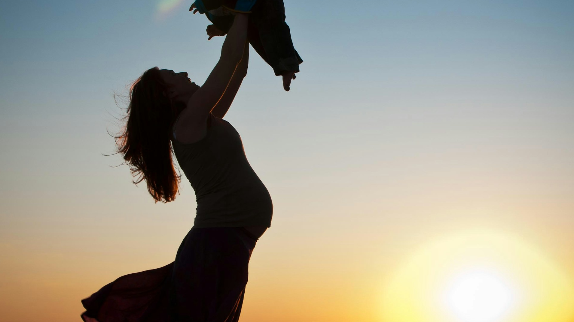 Lift with Ease: A Mother’s Guide to Everyday Strength
