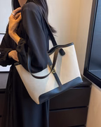ST TROPEZ SAC BANDOULIÈRE