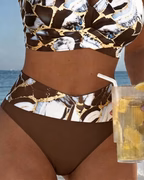 DÉCOUPE BIKINI BRETELLES