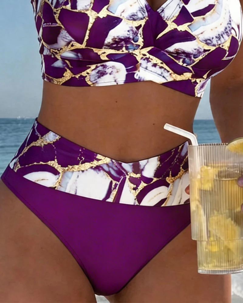 DÉCOUPE BIKINI BRETELLES