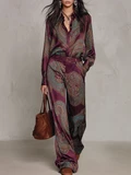 Ensemble satiné à imprimé cachemire bordeaux