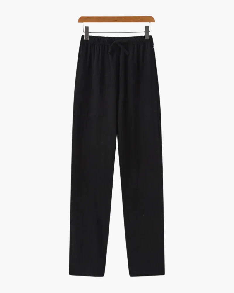 ENSEMBLE MONOCHROME
