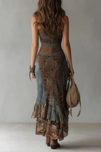 ELENA ∙ ROBE LONGUE ASYMÉTRIQUE À UNE ÉPAULE AVEC IMPRIMÉ ETHNIQUE ET FENTE HAUTE