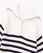 PULL ZIPPÉ RAYÉ