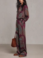 Ensemble satiné à imprimé cachemire bordeaux