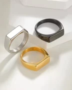 ALEXANDRINE BAGUE SIGNATURE