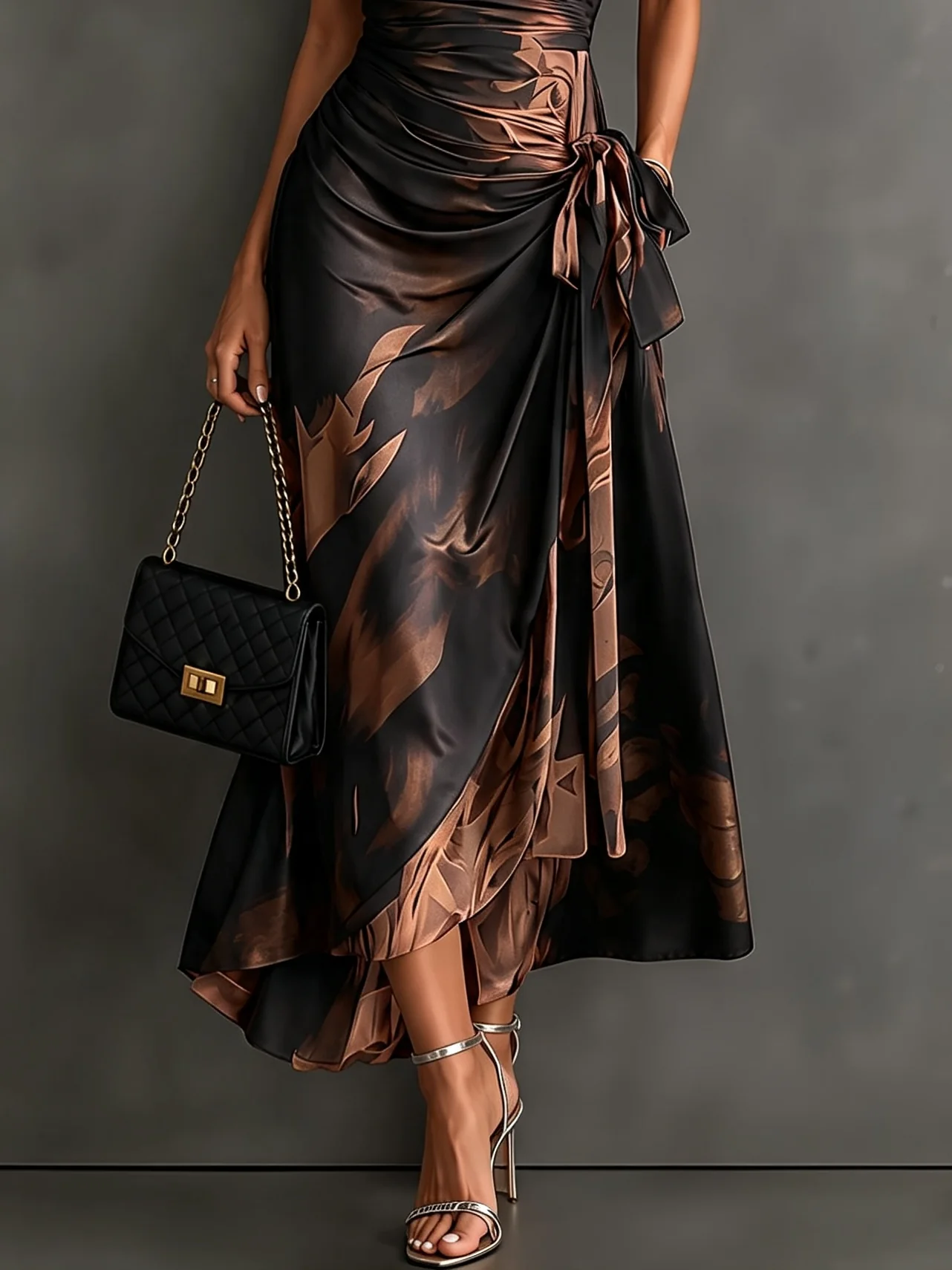 Chloé - Robe Midi Cache-Cœur Marron et Noire à Imprimé Abstrait et Ourlet Volanté
