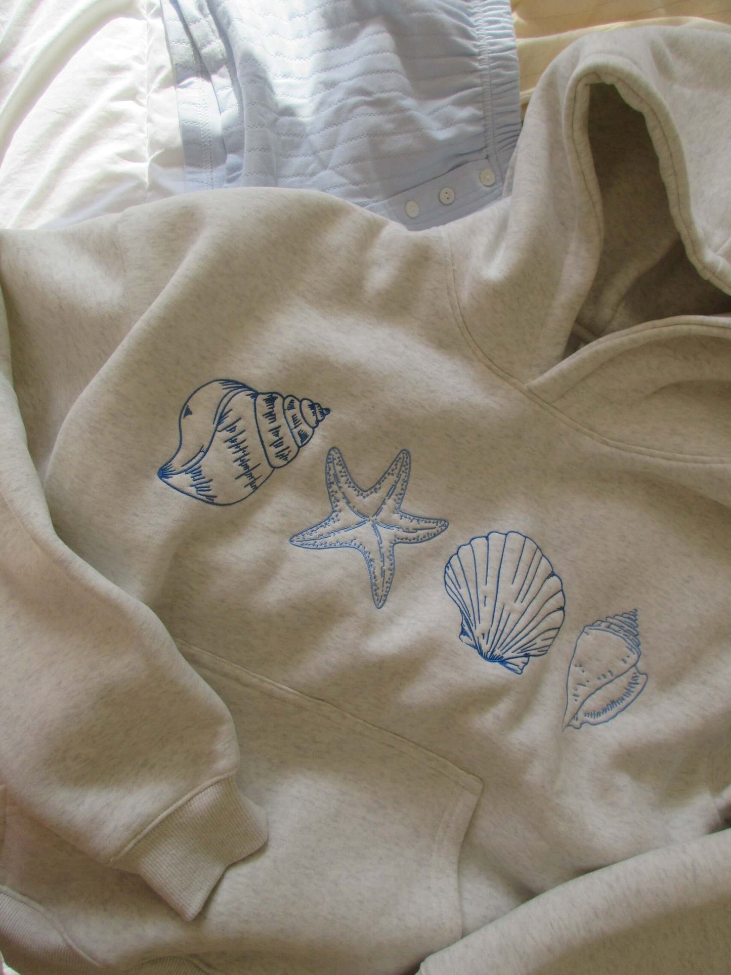 Mila | Women's Seashell Embroidery Hoodie