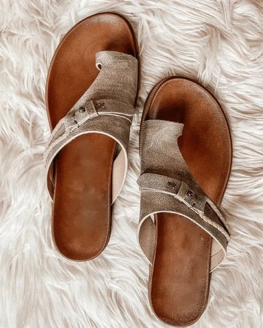 Side View Fernanda Sandals
