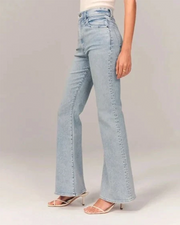 Esta | Flared Jeans