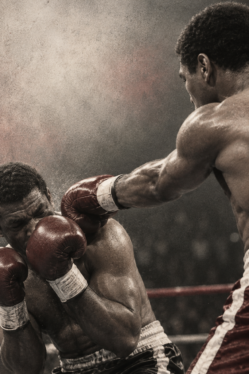 Boxing Fans Breaking Down Classic Fights Without Commentator Clichés
