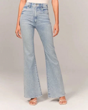 Esta | Flared Jeans
