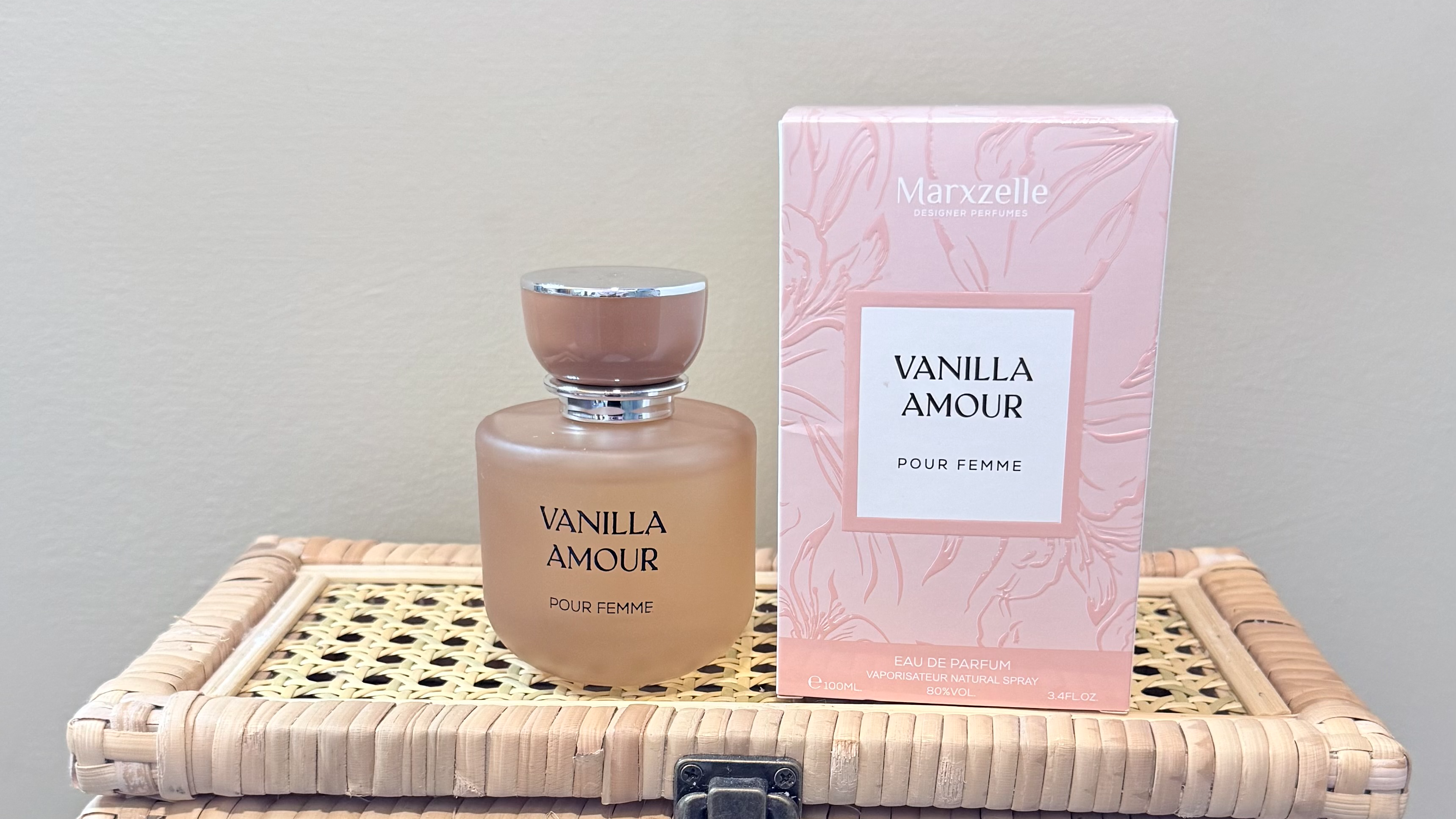 VANILLA AMOUR Perfume