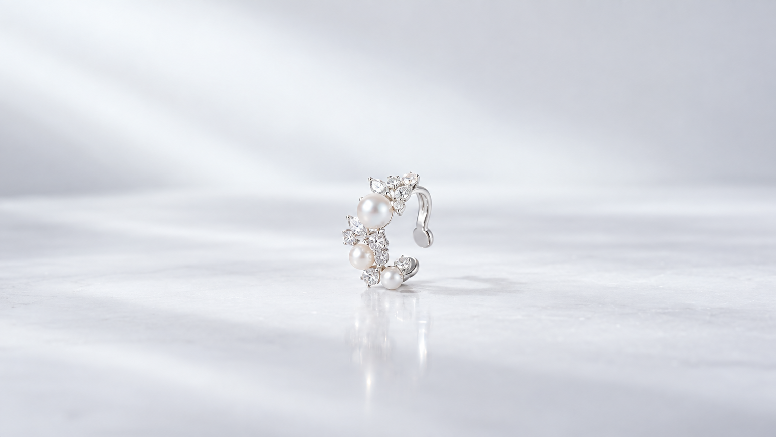 Silver Pearl Ear Cuff