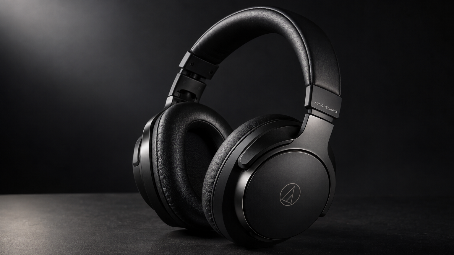 Momentum Lab Headphone