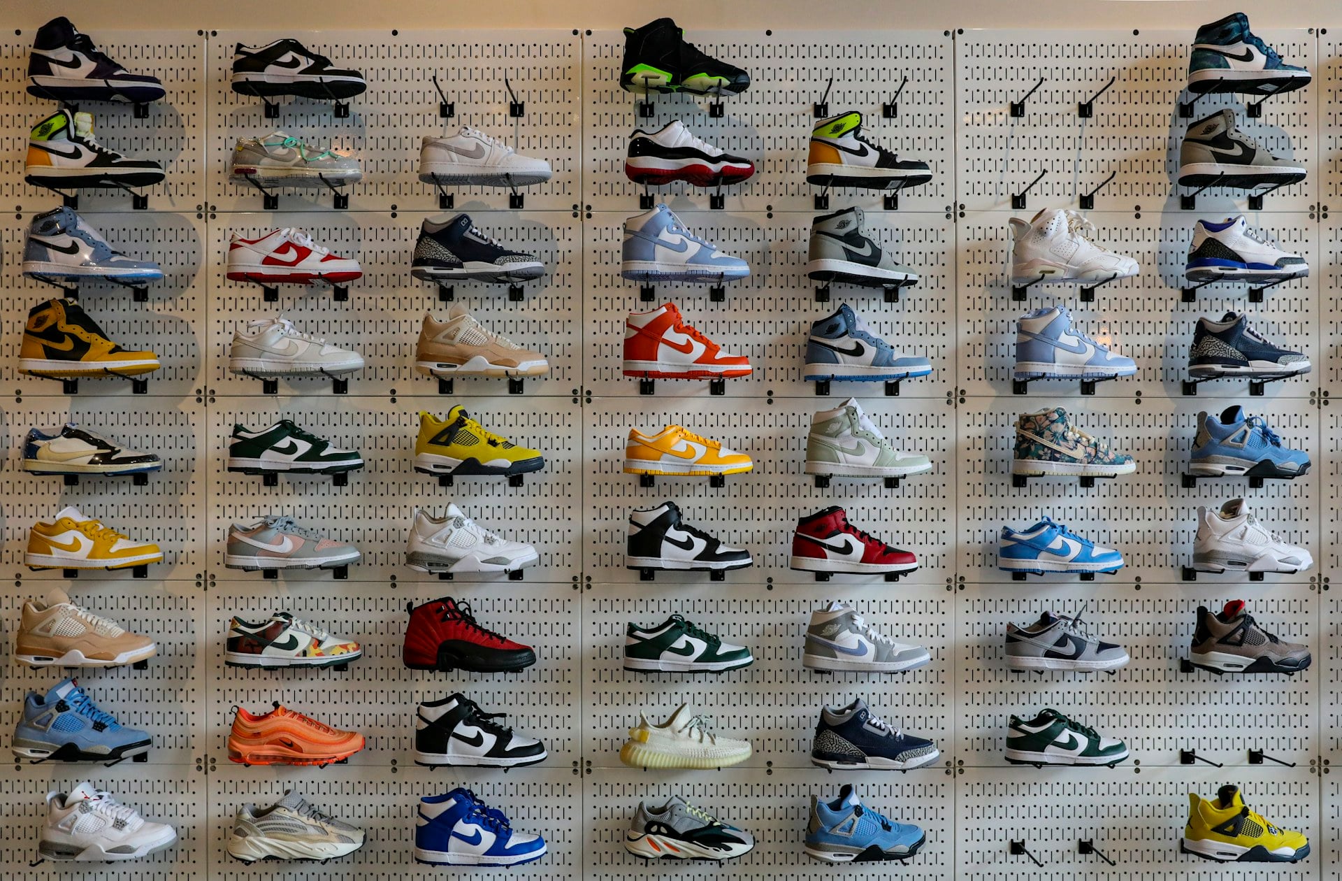 Shoe Store Digital Access