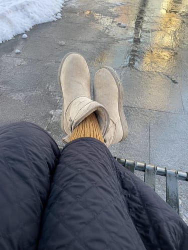 Customer photo review of Snug Boot - Non-slip & waterproof winter barefoot shoe (Unisex)