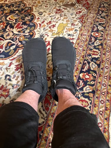 Customer photo review of Caspar Flex - Non-slip & waterproof winter barefoot shoe (Unisex)