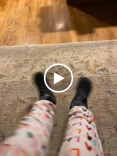 Customer video review of Caspar Flex - Non-slip & waterproof winter barefoot shoe (Unisex)