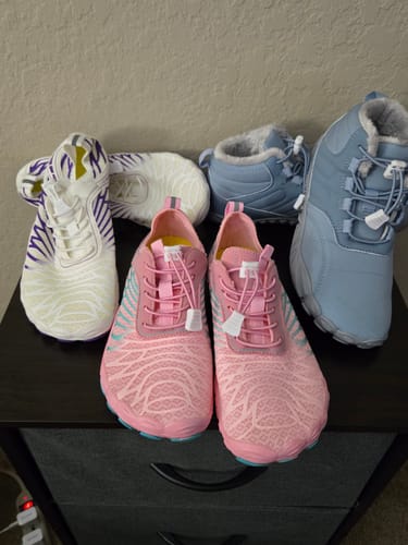 Customer photo review of Caspar Flex - Non-slip & waterproof winter barefoot shoe (Unisex) (BOGO)