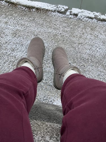 Customer photo review of Snug Boot - Non-slip & waterproof winter barefoot shoe (Unisex)