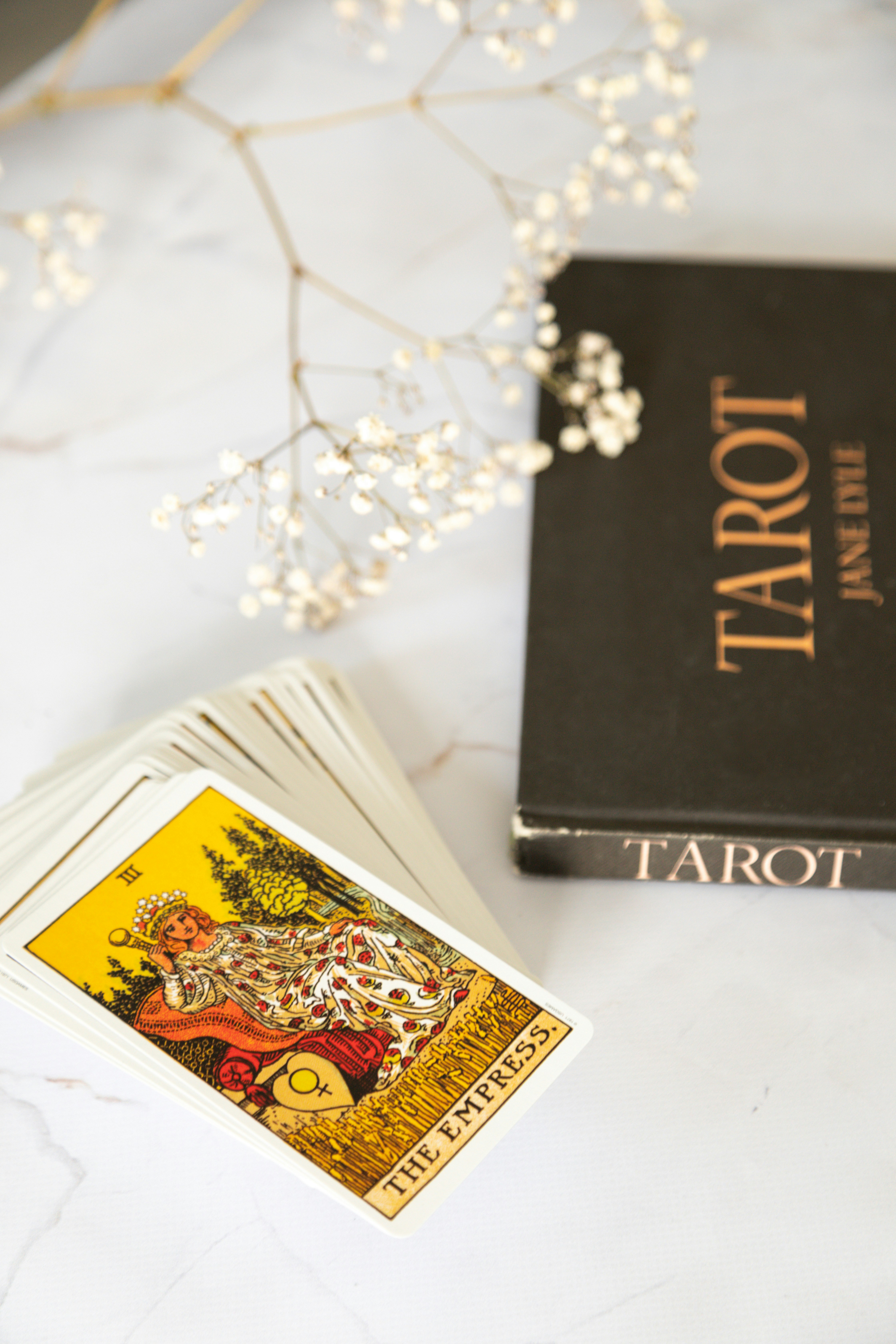 Tarot Always Tells™: Free Basic Tarot Course