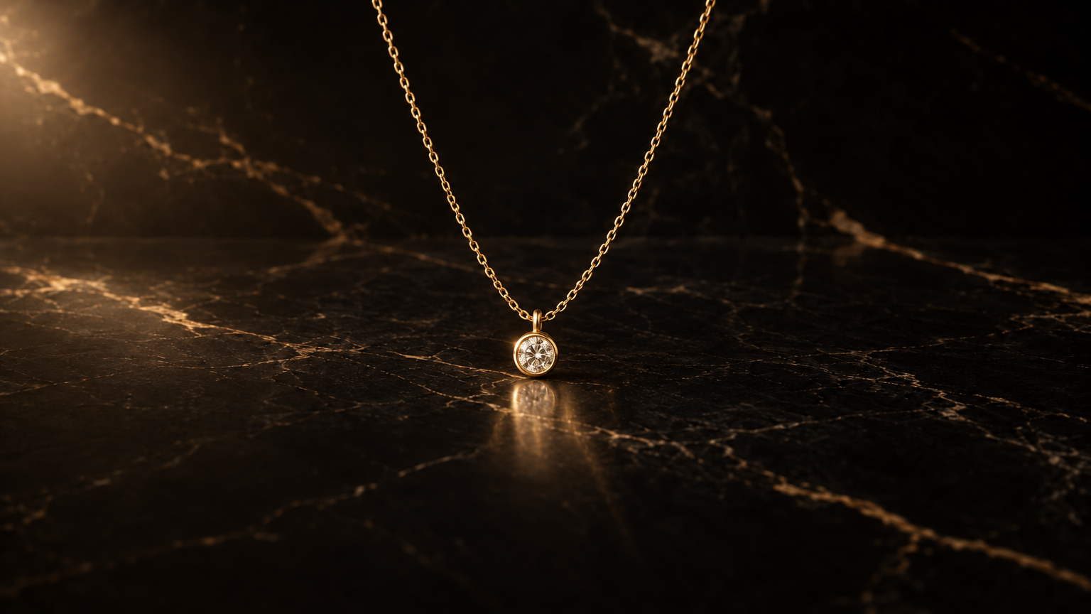 LXR Étoile Necklace