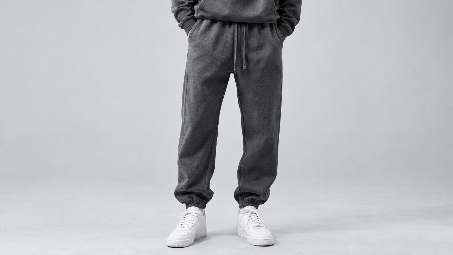 The Heavy Sweatpant