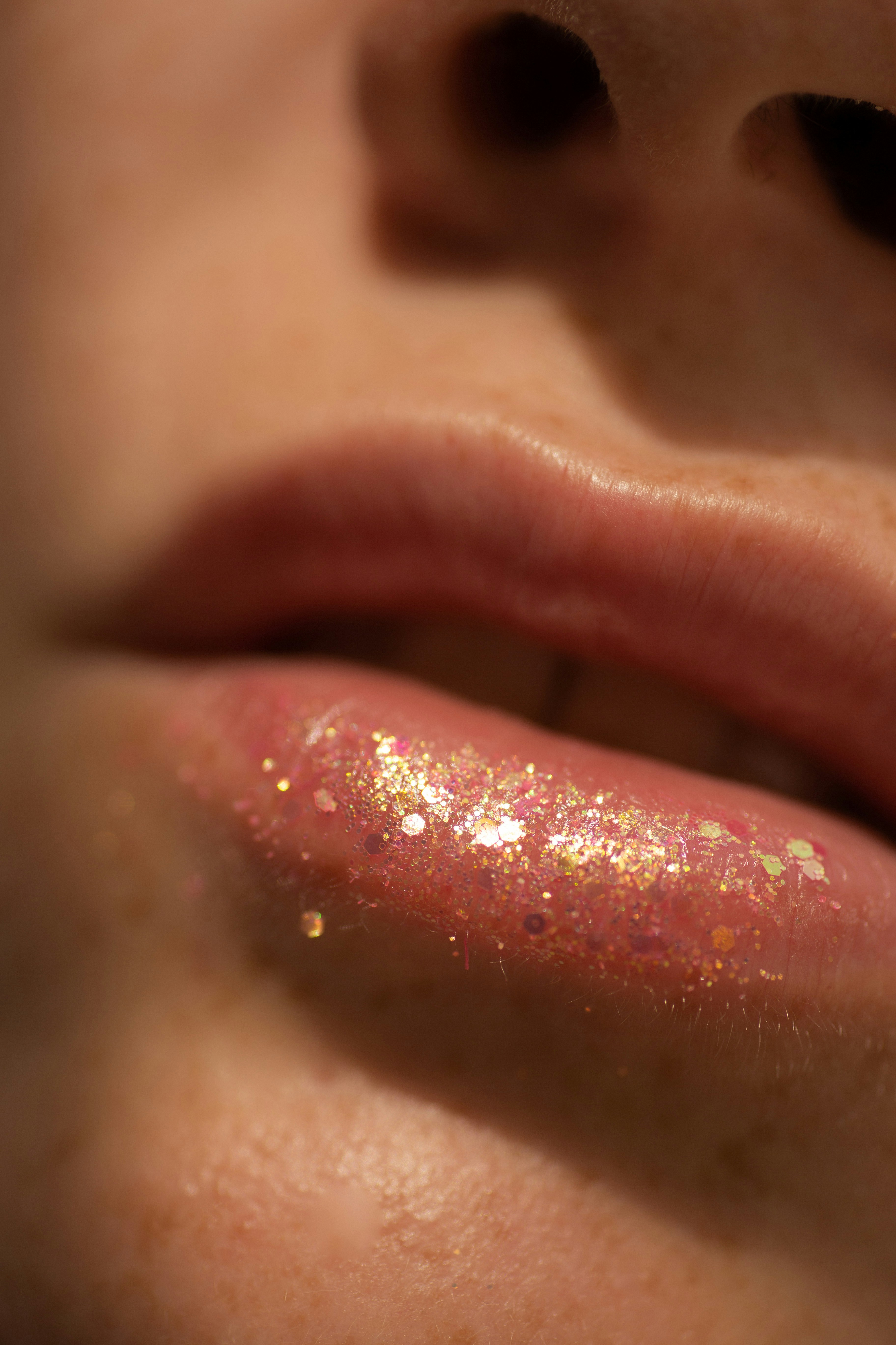 Make your own Lip gloss - huge profit margins