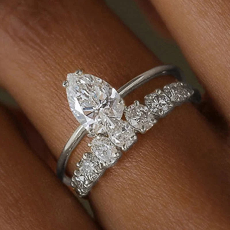 Vivienne Hartley Ring | White Gold