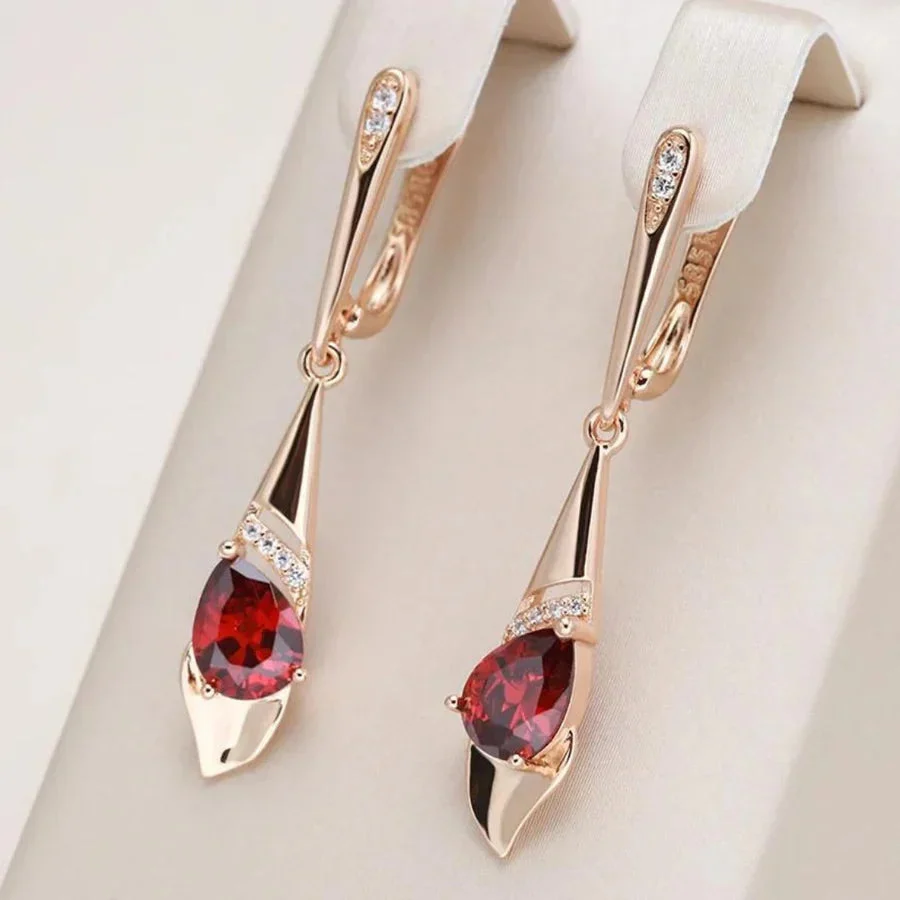 Exquisite Pendant with Red Crystal Earrings | Gold